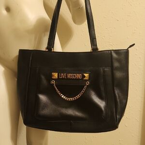 Love Moschino Elegant Black Tote with Gold Accents